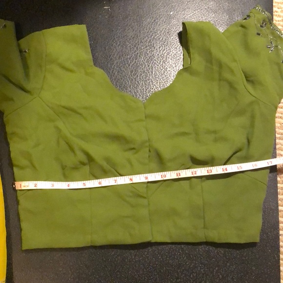 Saree - Picture 2 of 7